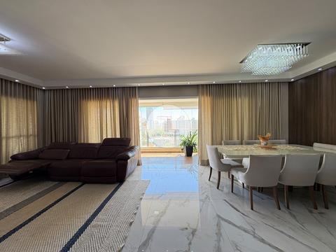 Cobertura à venda em Campinas, Cambuí, com 3 suítes, com 208 m², Condominio Residencial Bella Vita